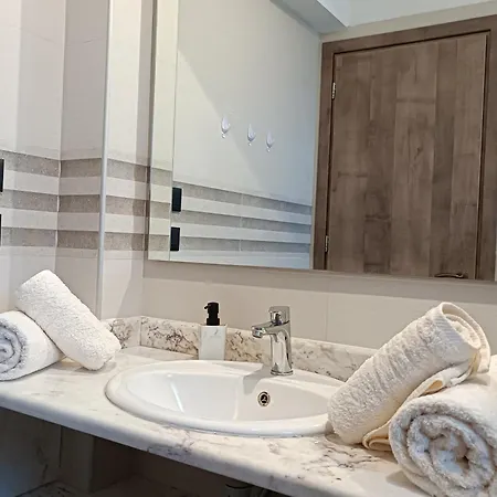 Alexander - Luxury 2 Bedroom Stone Villa Kefalonia Island