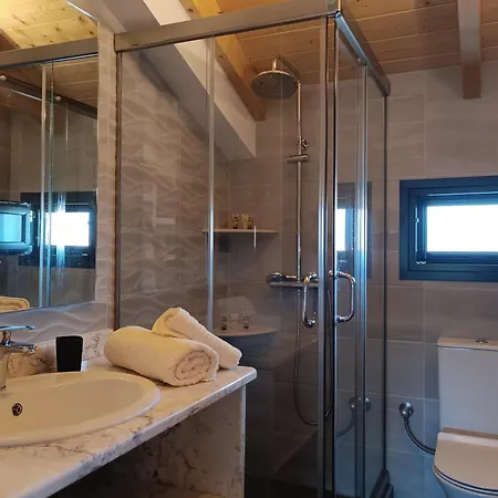 Alexander - Luxury 2 Bedroom Stone Villa