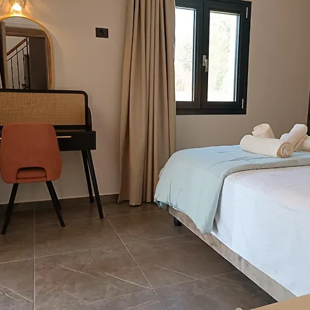 Alexander - Luxury 2 Bedroom Stone