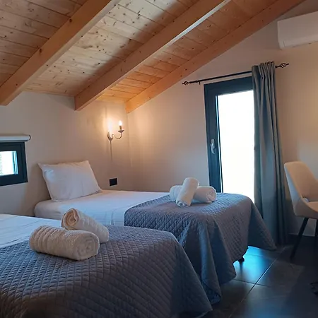 Villa Alexander - Luxury 2 Bedroom Stone *